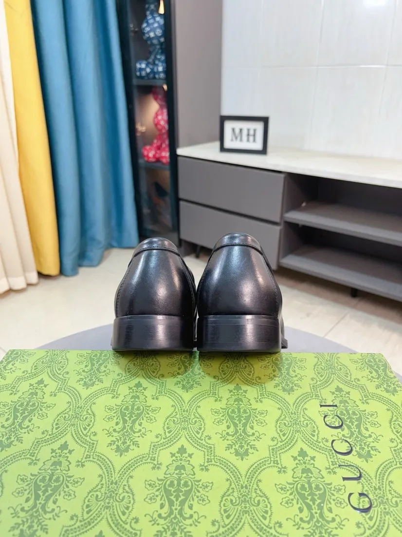 Men's Men's Shoes 💰458🌹🌹【GUCCI】The most popular classic Gucci leather shoes. Synchronized with the official website, the upper is made of Italian open-edge pig ostrich pattern➕cow leather lining, with unique brand and unique craftsmanship. Highlighting the hot style of the new year. Stop hesitating, stop wandering, get it now. Number: 38--44, 45 46 can be customized